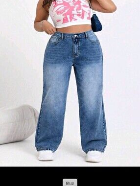 Blue Wide-Leg Women's Jeans - Classic High-Rise